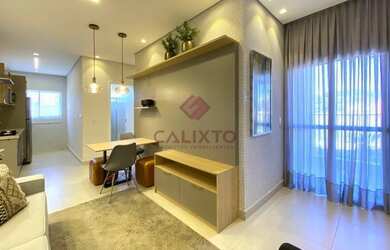 Imagem: O apartamento possui 2 Dormitórios, 1 Banheiro, 1 Vaga na garagem