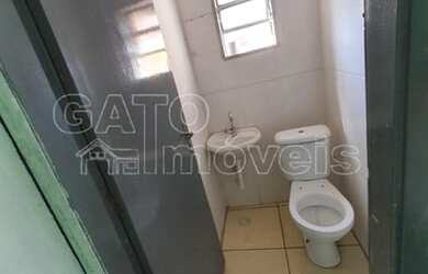 Imagem 4: Salão Comercial para Locação em Cajamar, Jordanésia (Jordanésia), 2 banheiros