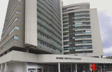 Imagem: O depósito possui 1 Vaga na garagem, 30m² de Área e está