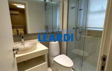 Imagem: O apartamento possui 3 Dormitórios, 5 Banheiros, 3 Vagas na