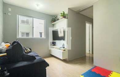 Imagem: O apartamento possui 2 Dormitórios, 1 Banheiro, 1 Vaga na garagem