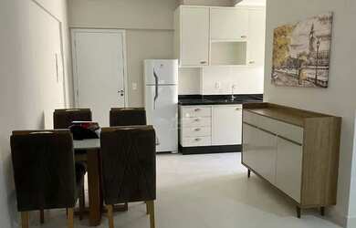 Imagem: O apartamento possui 1 Dormitório, 1 Banheiro, 1 Vaga na garagem