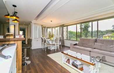 Imagem: O apartamento possui 3 Dormitórios, 3 Banheiros, 2 Vagas na