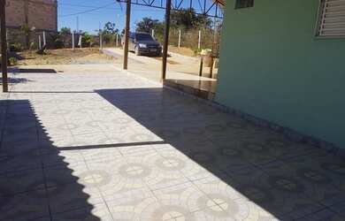 Imagem 3: Rancho Lago Corumba III. Churrasqueira, Vista para o lagoe300m² de Área