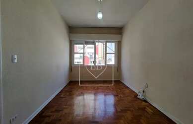 Imagem: O apartamento possui 2 Dormitórios, 1 Banheiro, 68m² de Área