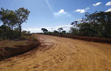 Imagem: O terreno possui 1000m² de Área e Imóvel novo e está localizado