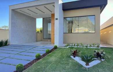 Imagem: A casa em condomínio possui 3 Dormitórios, 4 Banheiros e