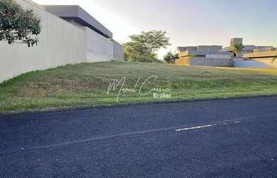 Imagem: O terreno possui 552m² de Área e está localizado em Parque