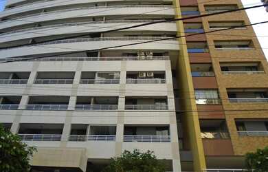 Imagem: O apartamento possui 3 Dormitórios, 2 Banheiros, 2 Vagas na