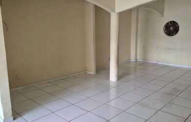 Imagem 6: Casa 5 Quartos c/ Suíte e Varanda - Cidade Nova V Abaixo do Mercado