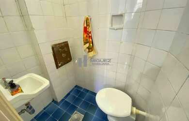 Imagem 14: Alugo apartamento na Rua Bom Pastor, na Tijuca. Imóvel possui 2 quartos...