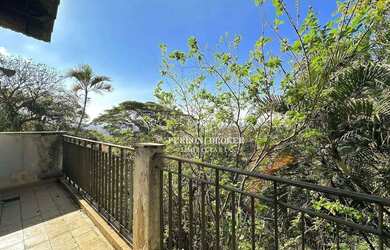 Imagem 3: Casa no alto. Varanda, 242m² de Área, 4 Vagas na garageme3 Dormitórios