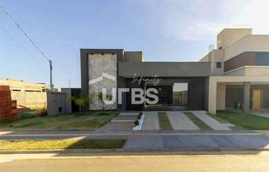 Imagem: A casa em condomínio possui 3 Dormitórios, 5 Banheiros, 2