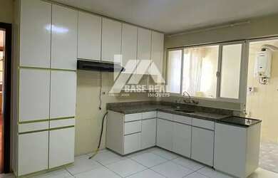 Imagem: O apartamento possui 3 Dormitórios, 4 Banheiros, 2 Vagas na