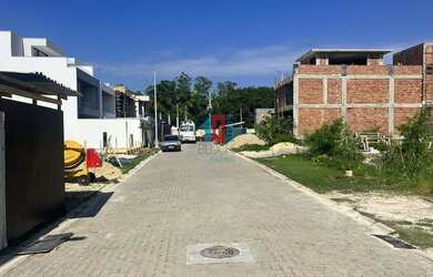 Imagem: O terreno possui 188m² de Área, Imóvel novo e está localizado