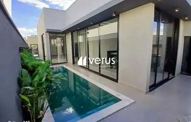 Imagem: A casa em condomínio à venda possui 3 Dormitórios, 4 Banheiros