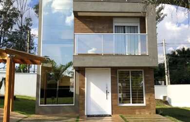 Imagem: A casa em condomínio possui 3 Dormitórios, 4 Banheiros, 2