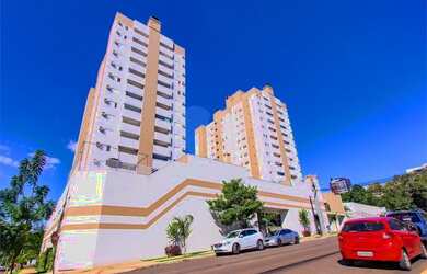 Imagem: O apartamento possui 2 Dormitórios, 2 Banheiros, 2 Vagas na