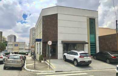 Imagem: O depósito possui 5 Vagas na garagem e 622m² de Área e está