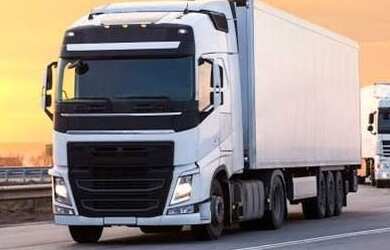 Imagem: O depósito possui 5 Vagas na garagem, 600m² de Área e está