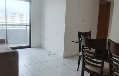 Imagem: O apartamento possui 3 Dormitórios, 1 Banheiro, 2 Vagas na