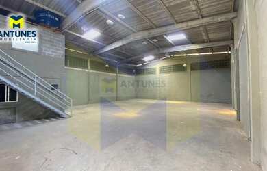 Imagem 2: Alugue Galpão 350m² em Jardim Jordão, ao lado do Aeroporto