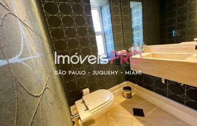 Imagem: O apartamento possui 4 Dormitórios, 5 Banheiros, 4 Vagas na