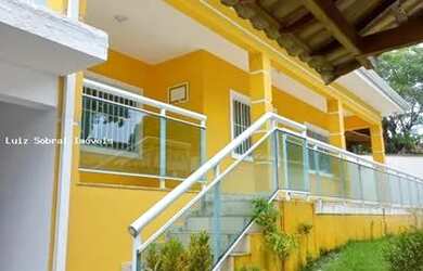 Imagem: A casa possui 2 Dormitórios, 2 Banheiros, 1 Vaga na garagem