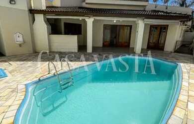 Imagem: A casa em condomínio possui 3 Dormitórios, 2 Banheiros, 2