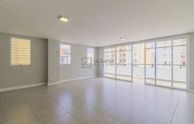 Imagem: O apartamento na cobertura possui 3 Dormitórios, 2 Banheiros