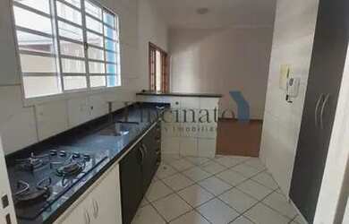 Imagem 14: Casa Sobrado em Jundiaí. Churrasqueira, Varanda, Guarda roupae177m²...