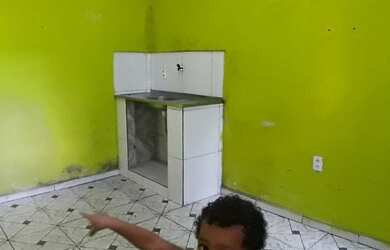 Imagem 4: Alugo linda quitinete na Rua Araruama no Jardim Noia