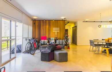 Imagem 5: Imóvel de 240m², com 4 dormitórios sendo 2 suítes