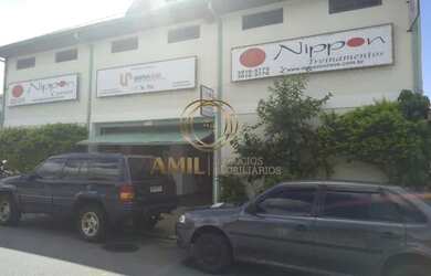 Imagem: O depósito possui 4 Vagas na garagem, 634m² de Área e está