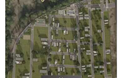 Imagem: O terreno possui 450m² de Área e está localizado em Passagem