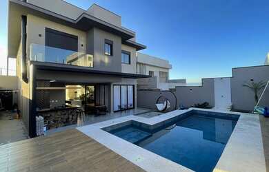 Imagem: A casa em condomínio possui 4 Dormitórios, 5 Banheiros, 4