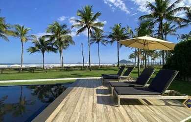 Imagem 6: Belíssima casa alto padrão pé na areia em Riviera de São Lourenço