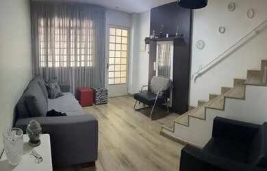 Imagem: A casa em condomínio possui 2 Dormitórios, 2 Banheiros, 2