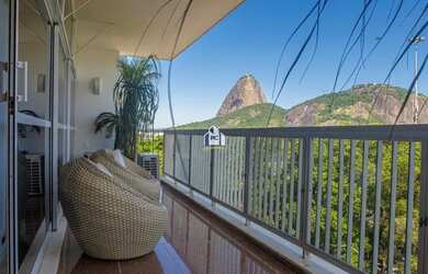 Imagem 1: Apartamento para venda possui 330 metros quadrados com 4 quartos em Flamengo - Rio de Jane