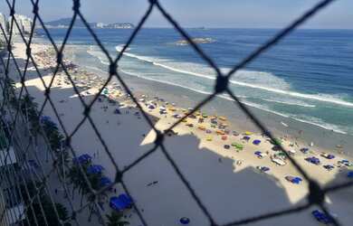 Imagem 3: Maravilhoso pe na areia pitangueiras guaruja