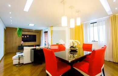 Imagem: O apartamento possui 3 Dormitórios, 3 Banheiros, 2 Vagas na