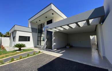 Imagem: A casa em condomínio possui 3 Dormitórios, 5 Banheiros, 4