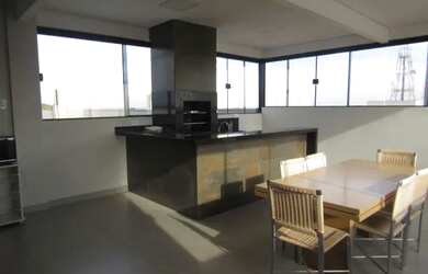 Imagem: O apartamento possui 3 Dormitórios, 2 Banheiros, 2 Vagas na