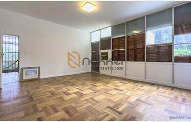 Imagem 13: Casa na Rua Groelândia. 760m² de Área, 5 Vagas na garageme5 Dormitórios