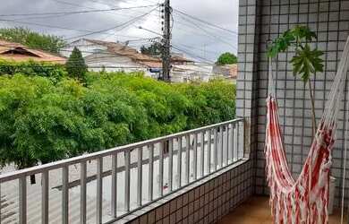 Imagem: A casa possui 4 Dormitórios, 3 Banheiros, 1 Vaga na garagem