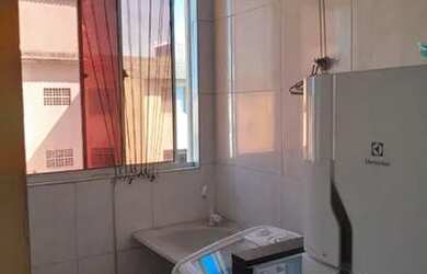 Imagem: O apartamento possui 2 Dormitórios, 1 Banheiro, 1 Vaga na garagem