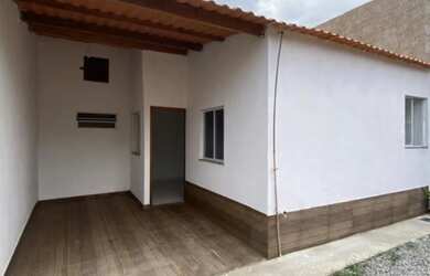 Imagem: A casa possui 1 Dormitório, 1 Banheiro e 45m² de Área e está