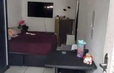 Imagem: A casa possui 1 Dormitório, 1 Banheiro, 22m² de Área e está