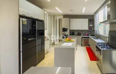 Imagem 3: Sobrado Jardins Munique Sobrado com 5 Quarto s e 7 banheiro s à Venda,...