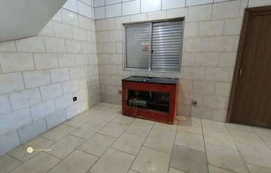 Imagem 3: Casa com 3 Quarto(s) e 2 banheiro(s) para Alugar, 90 m² por R$ 2820 / Mês